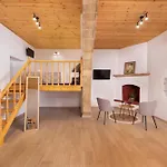 M&K Traditional House